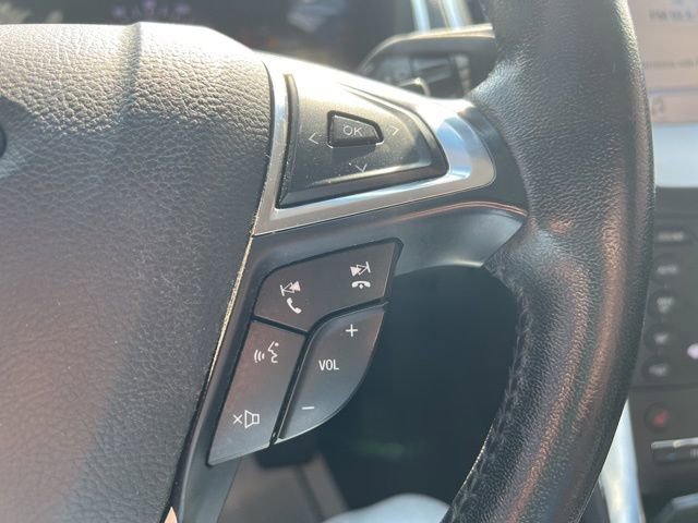 Used 2019 Ford Edge Titanium AWD/4WD image 15