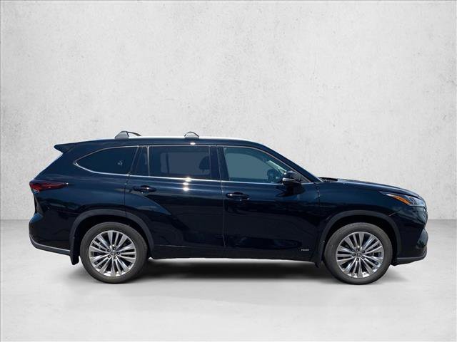 Used 2026 Toyota Highlander Platinum AWD/4WD video 4