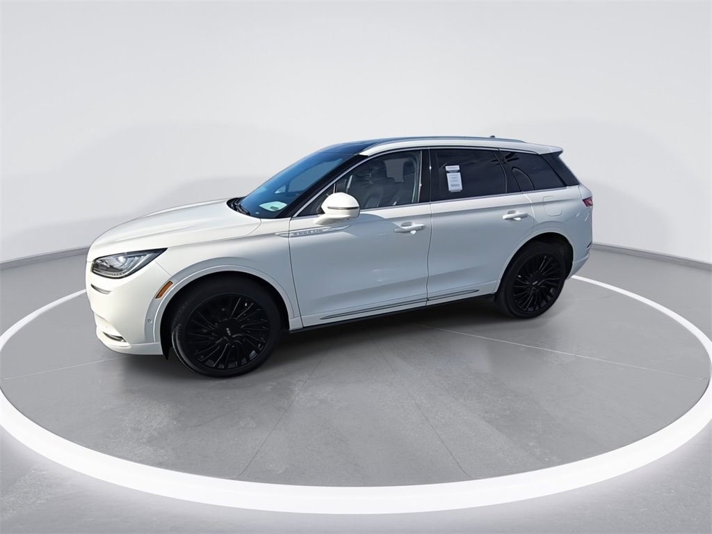 Used 2021 Lincoln Corsair Reserve w/ Equipment Group 201A image 4