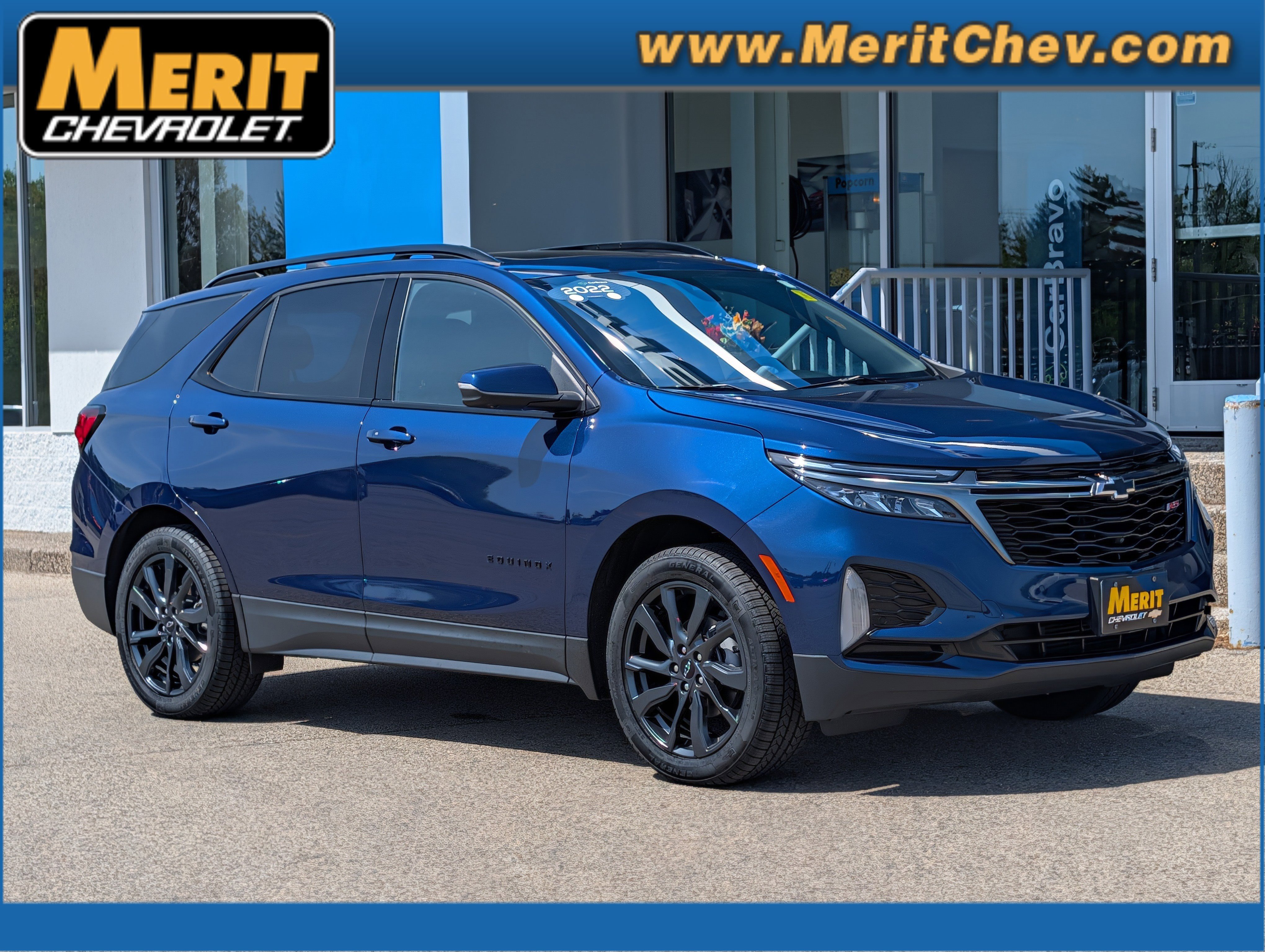 Used 2022 Chevrolet Equinox RS w/ RS Leather Package AWD/4WD image 1