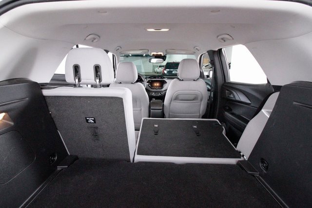 Used 2021 Chevrolet TrailBlazer LT w/ Convenience Package image 33