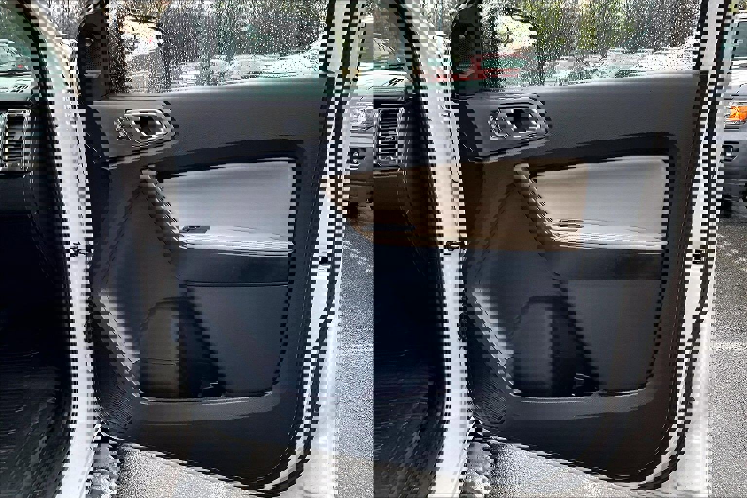 Used 2019 Ford Ranger Lariat w/ Equipment Group 501A Mid image 19