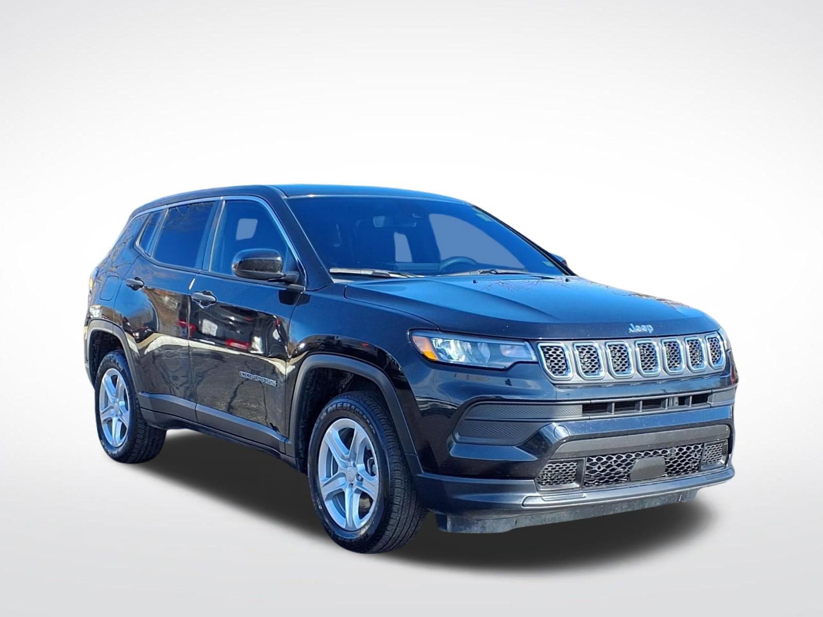 Used 2023 Jeep Compass Sport image 1