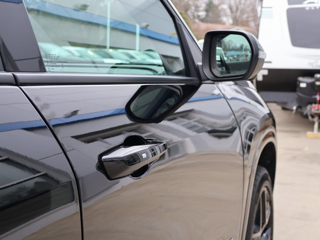 Certified 2024 Chevrolet Traverse RS w/ LPO, Floor Liner Package image 37