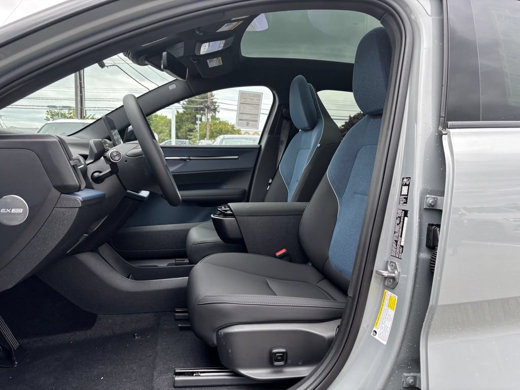 New 2026 Volvo EX30 Ultra w/ Protection Package AWD/4WD image 15