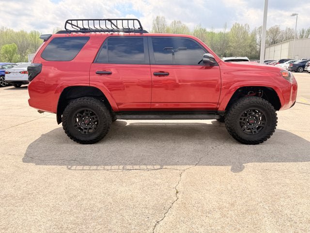 Used 2021 Toyota 4Runner Venture w/ Moonroof Package AWD/4WD image 4