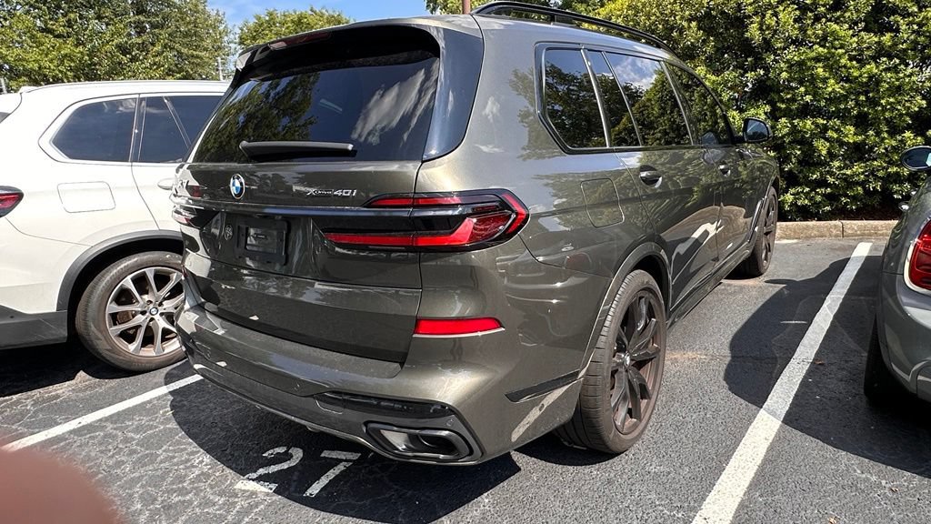 Used 2025 BMW X7 xDrive40i w/ M Sport Package AWD/4WD image 7