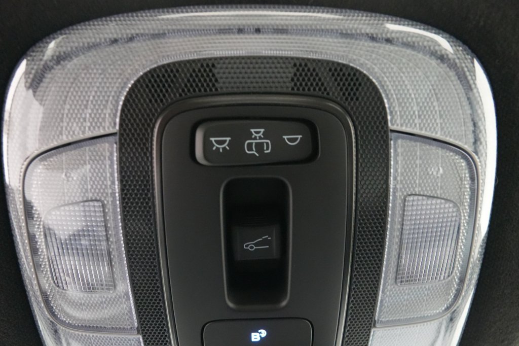 Certified 2025 Hyundai Elantra Limited FWD image 57