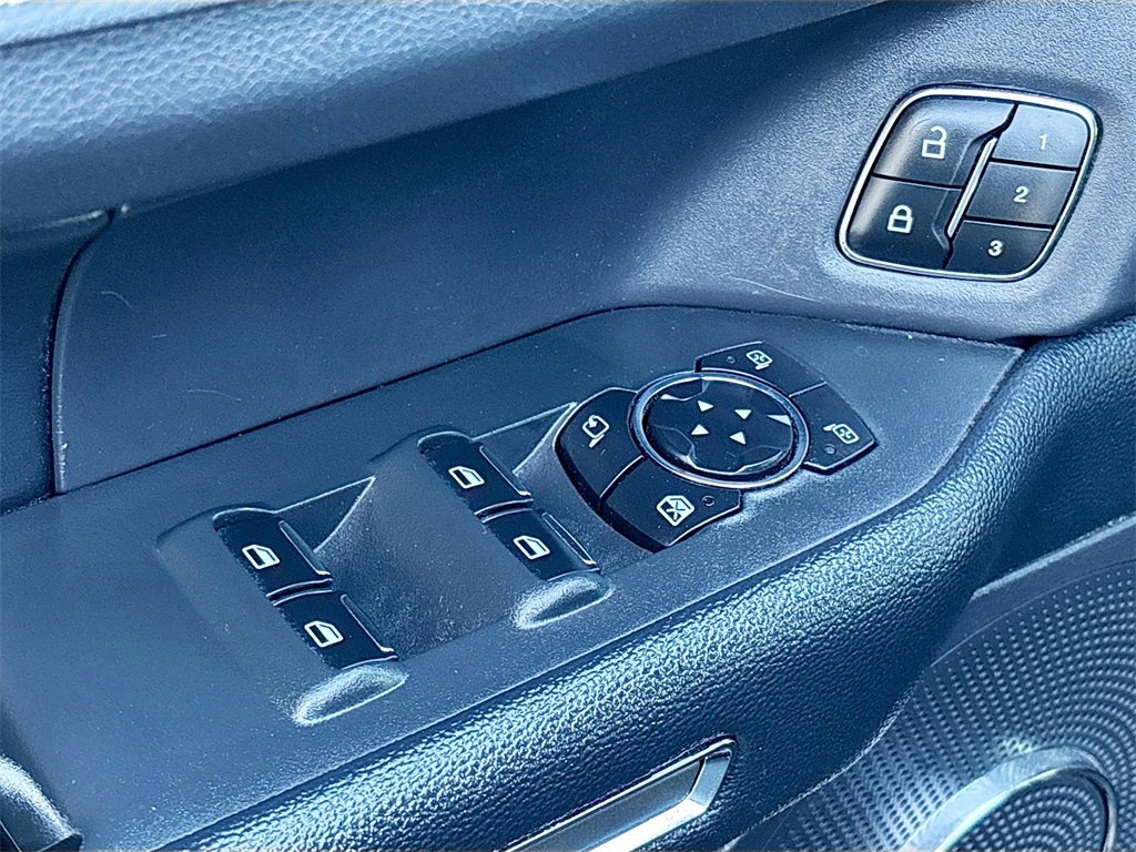 Used 2023 Ford Expedition Limited image 18