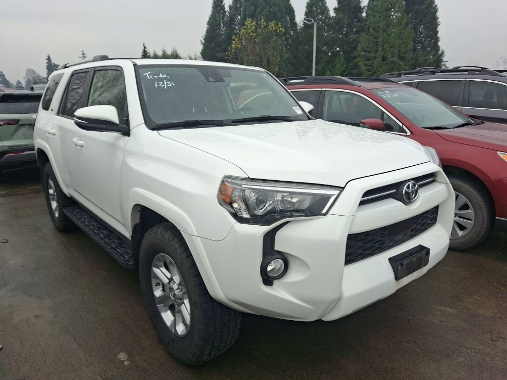 Used 2020 Toyota 4Runner SR5 image 2
