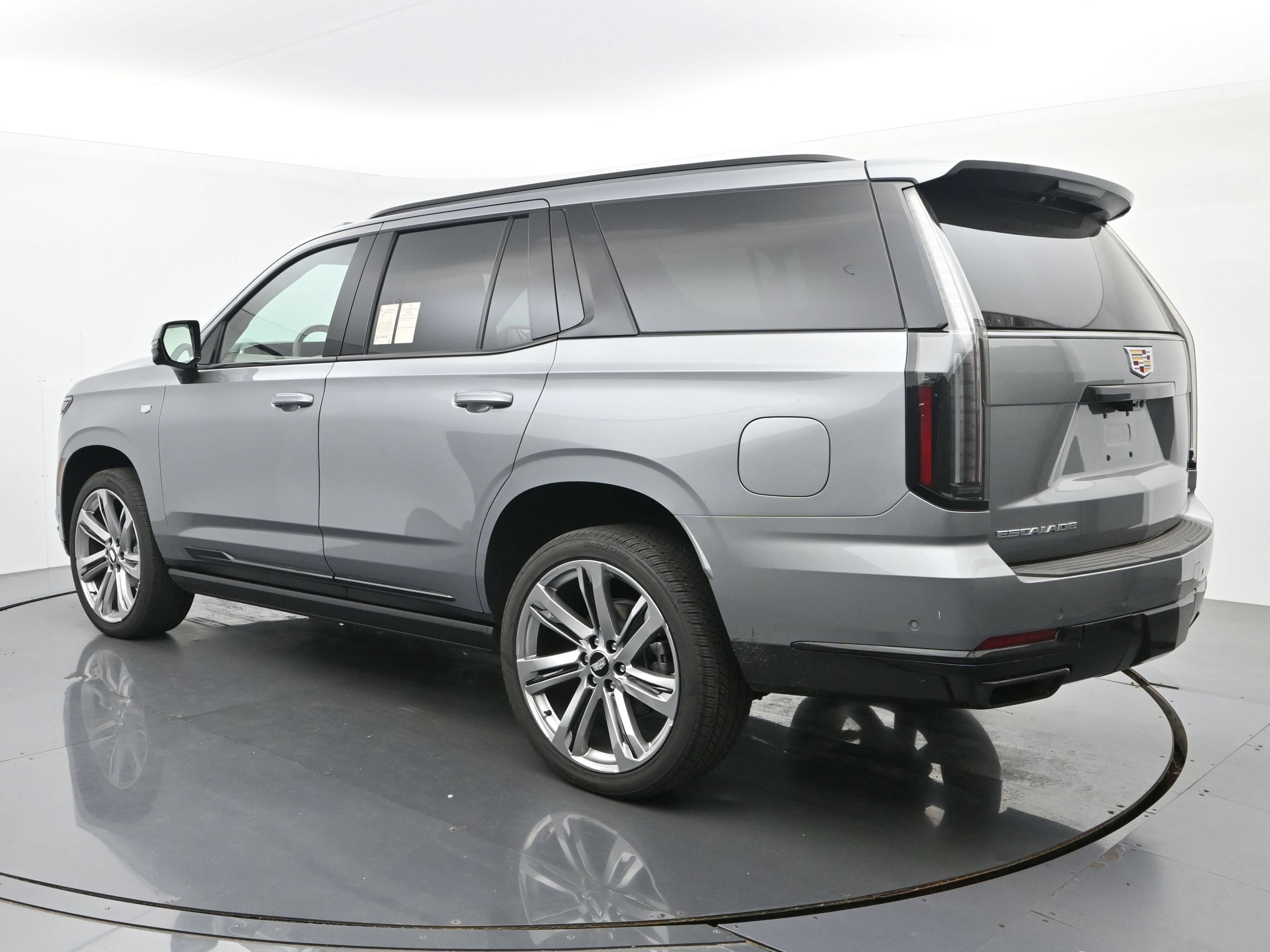 New 2026 Cadillac Escalade Platinum Sport AWD/4WD image 3