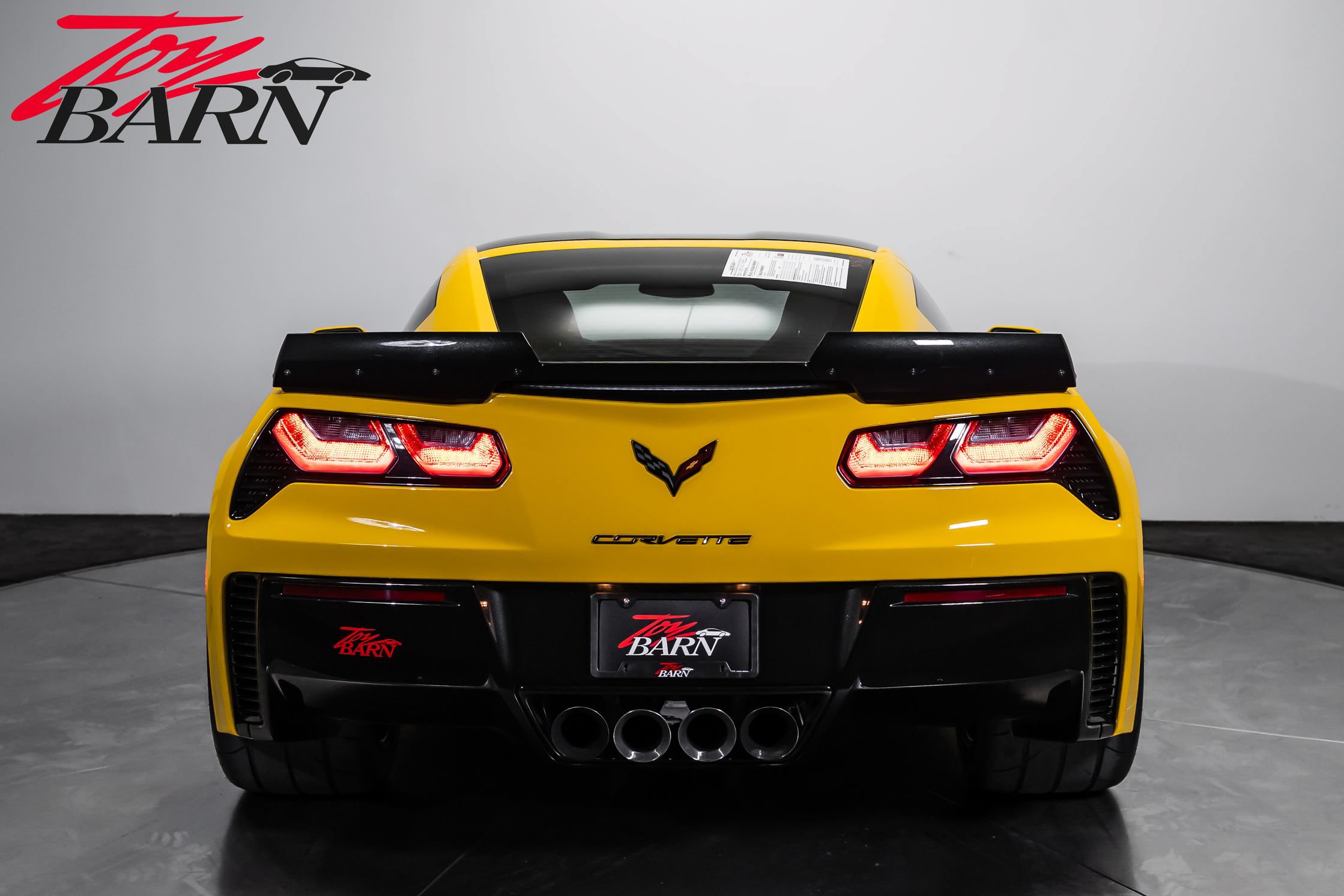 Used 2015 Chevrolet Corvette Z06 w/ 2LZ Preferred Equipment Group RWD image 12