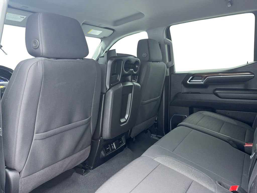 Used 2025 Chevrolet Silverado 1500 LT RWD image 37