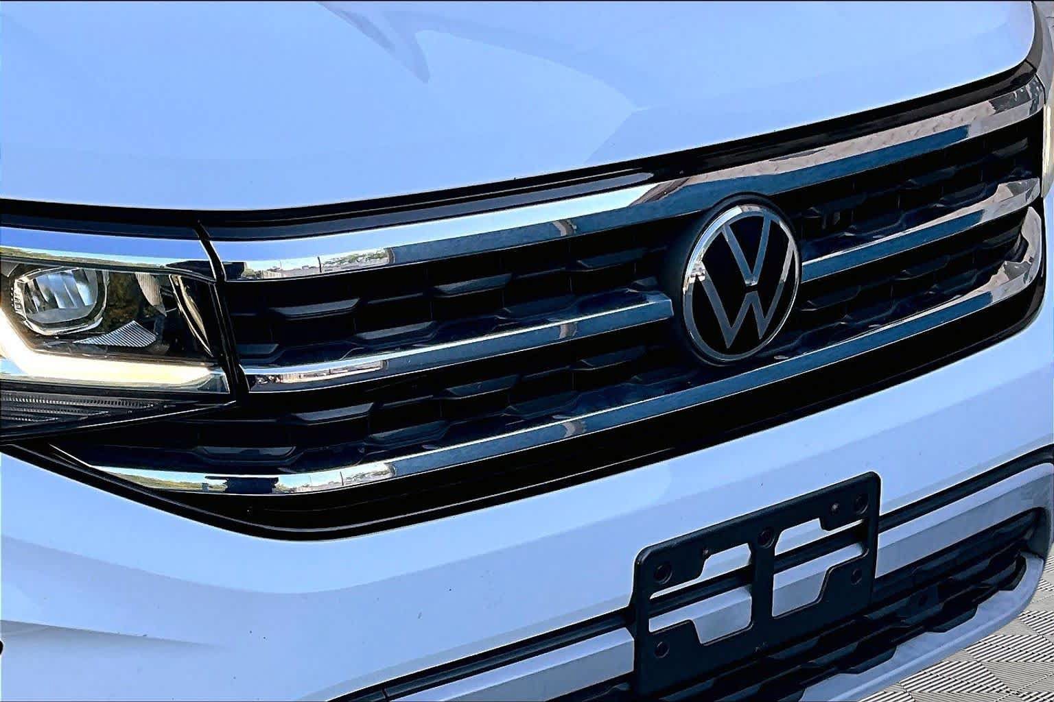 Used 2020 Volkswagen Atlas Cross Sport SEL AWD/4WD image 30