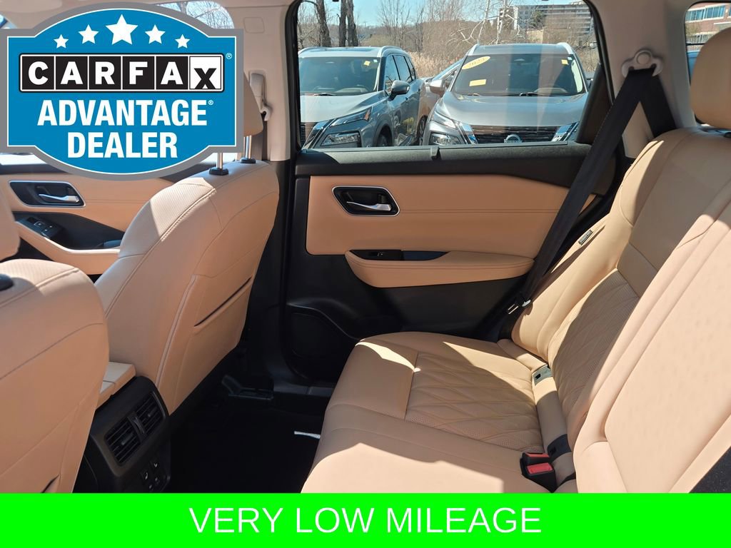Certified 2023 Nissan Rogue Platinum w/ Platinum Premium Package AWD/4WD image 15