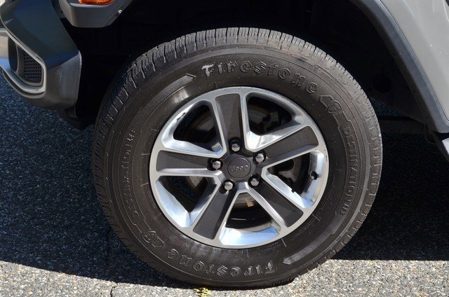 Used 2021 Jeep Wrangler Unlimited Sahara image 13