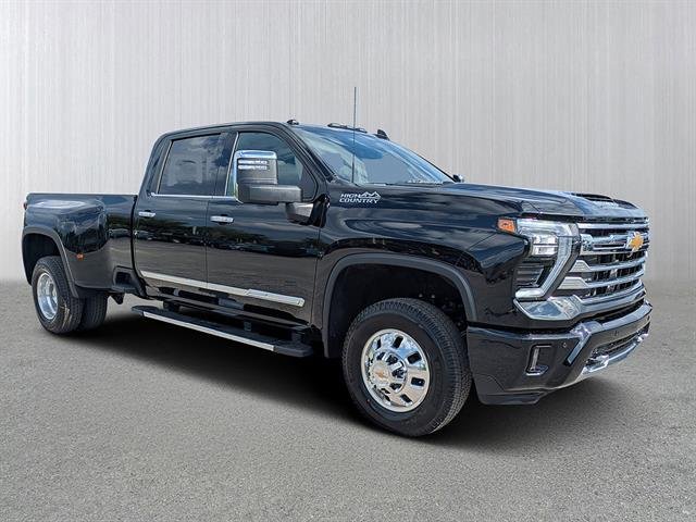 New 2026 Chevrolet Silverado 3500 High Country w/ Technology Package