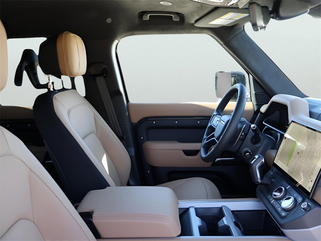 New 2026 Land Rover Defender 130 V8 image 9