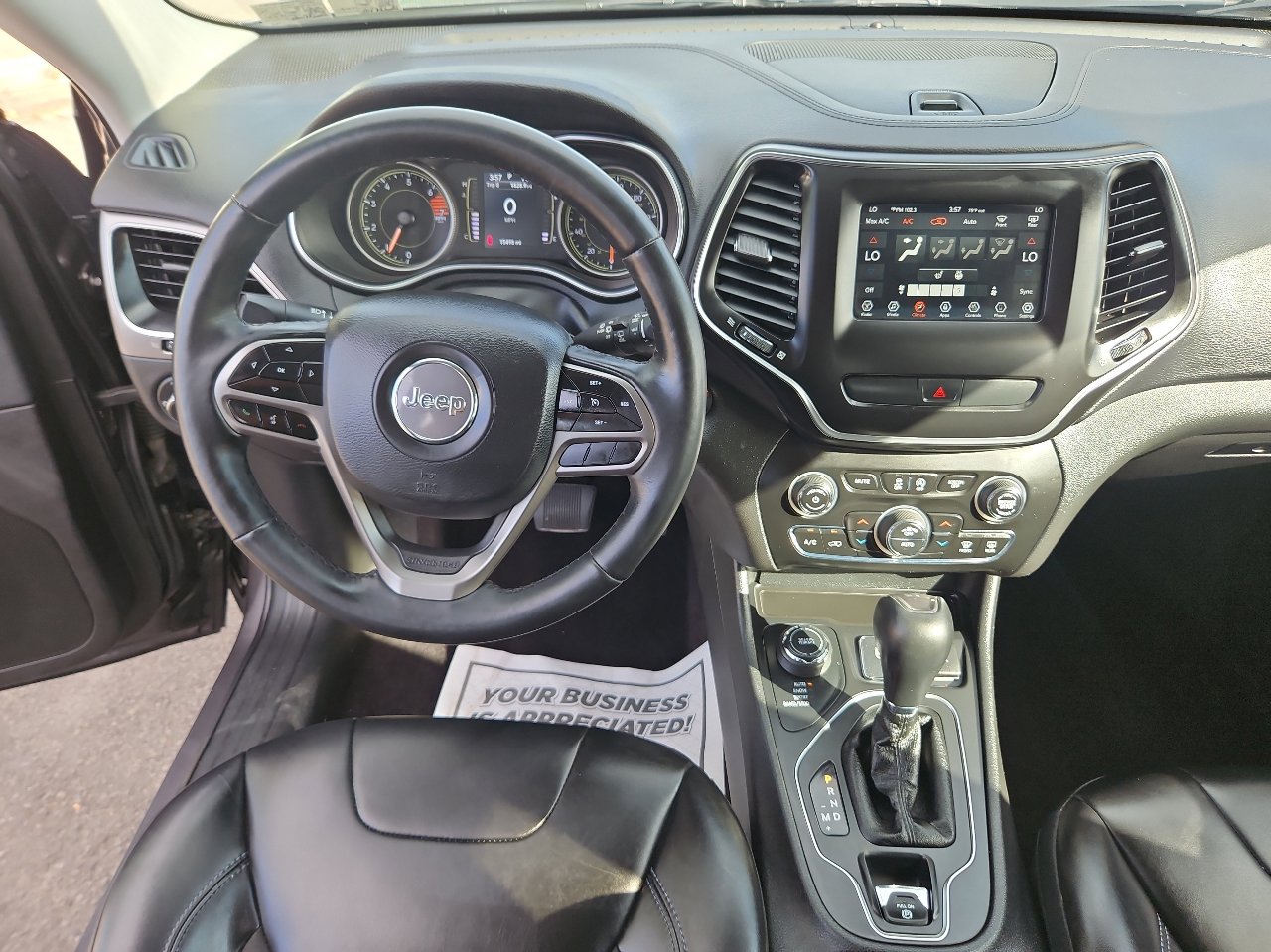 Used 2019 Jeep Cherokee Latitude Plus w/ Comfort/Convenience Group image 22