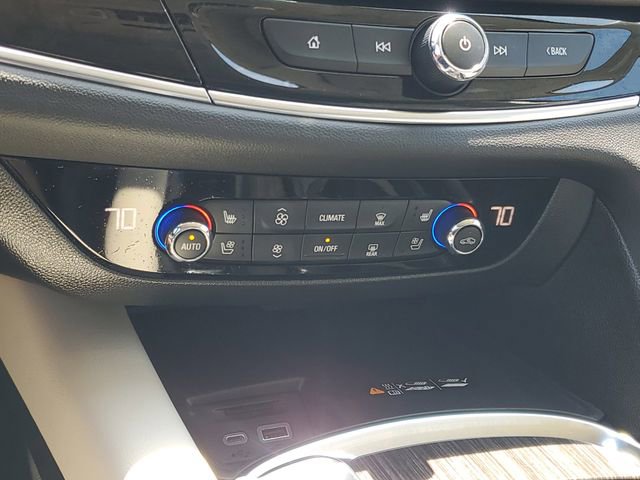 Certified 2024 Buick Enclave Avenir w/ Avenir Technology Package image 28