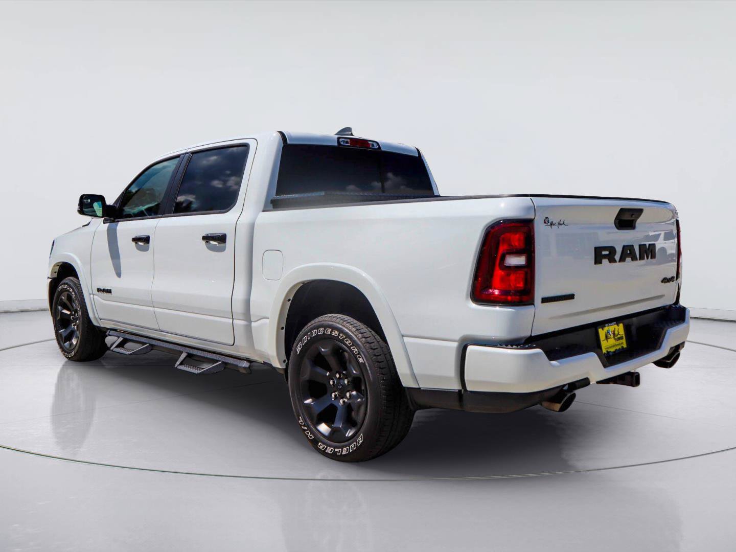 Used 2025 RAM 1500 Big Horn AWD/4WD image 5