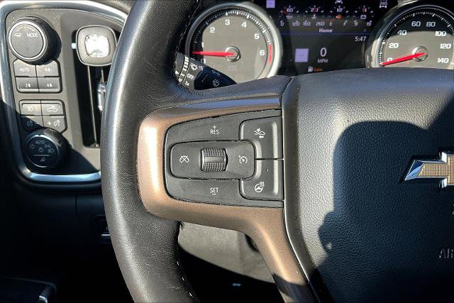 Used 2022 Chevrolet Silverado 1500 High Country w/ Technology Package image 12