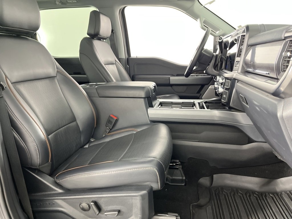 Certified 2025 Ford F350 Lariat image 32