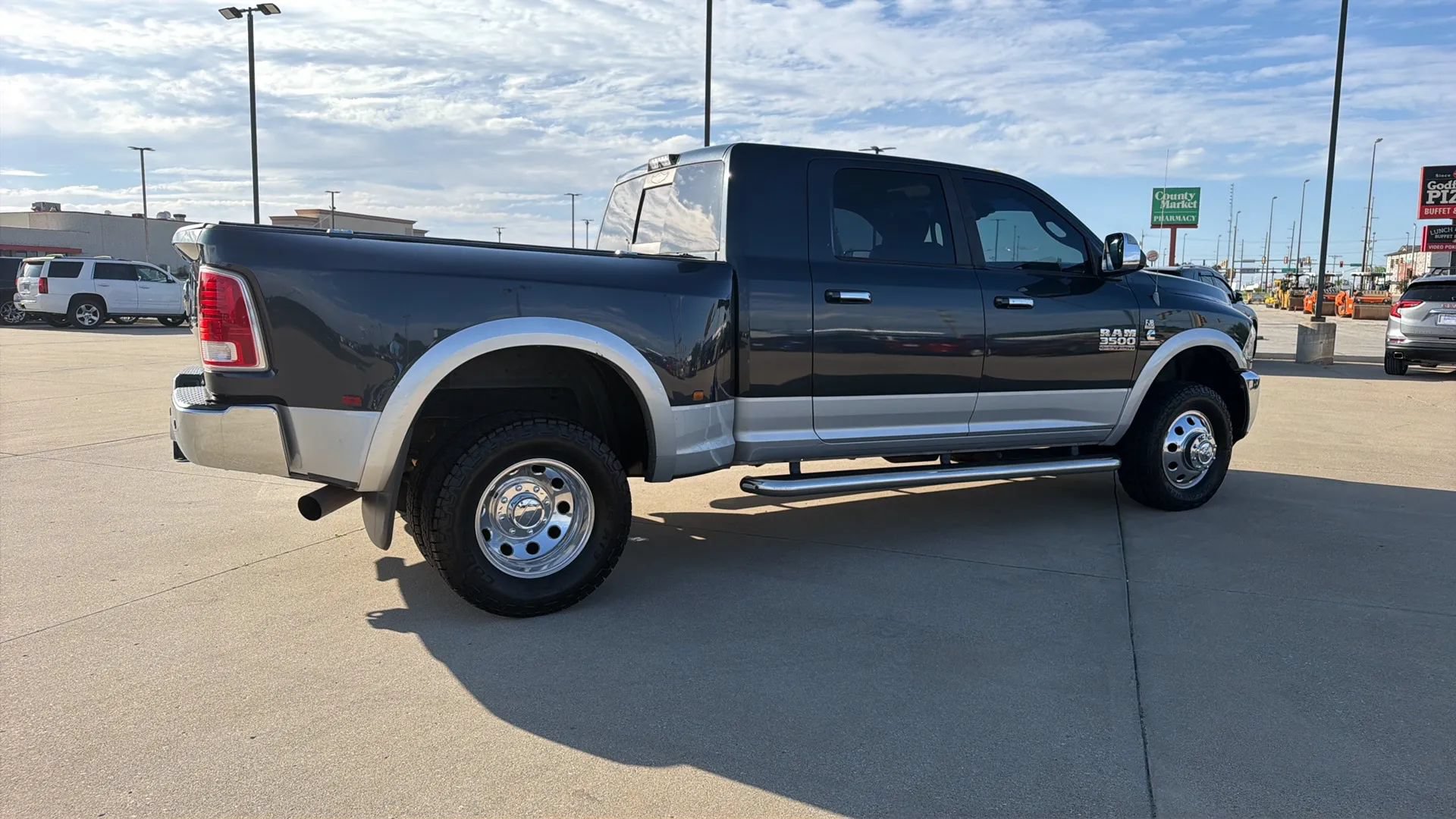 Used 2013 RAM 3500 Laramie AWD/4WD image 23