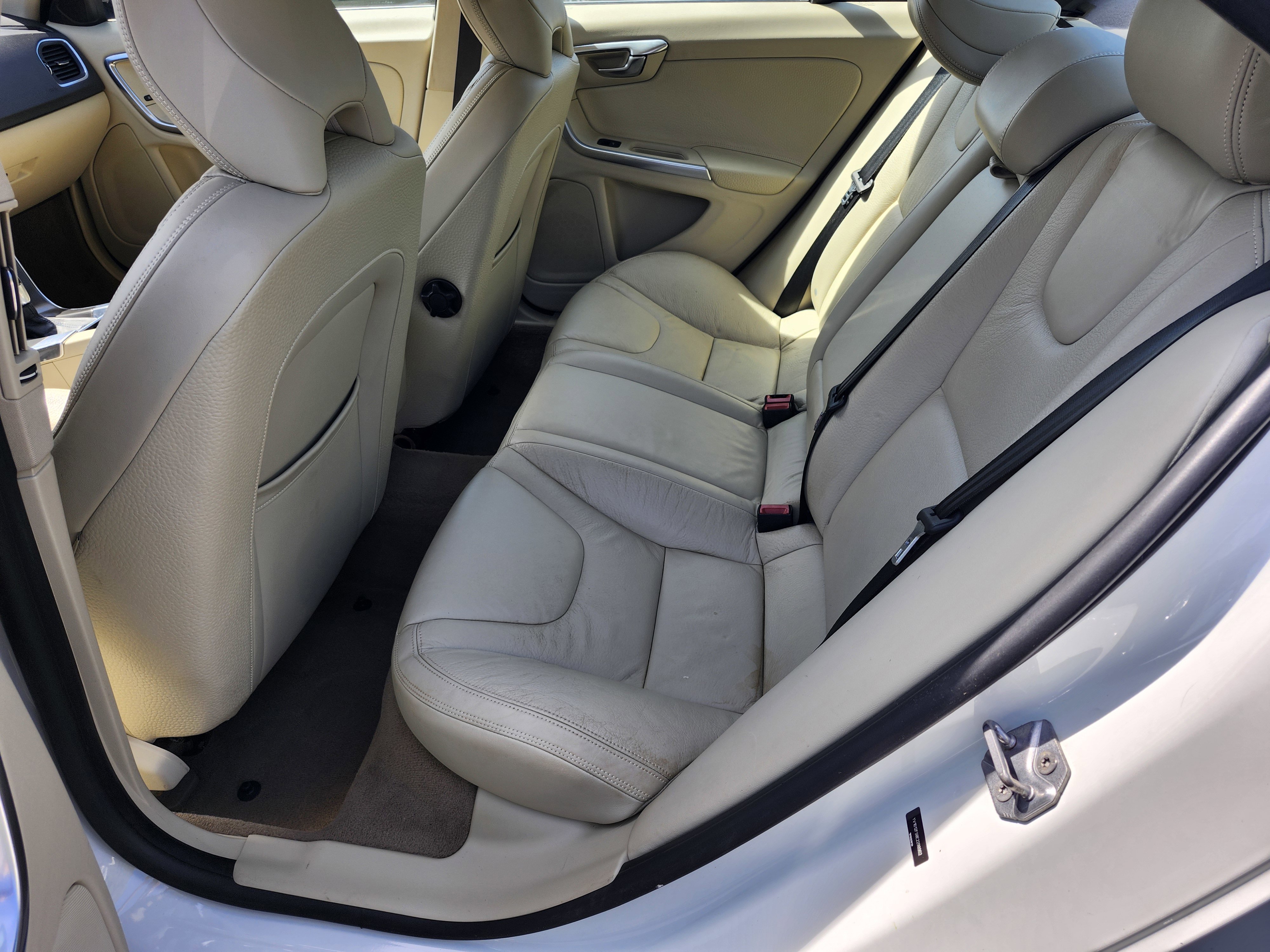 Used 2014 Volvo S60 T5 image 5