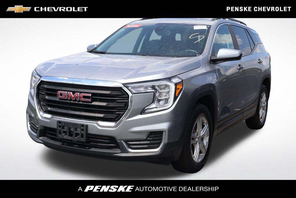 Used 2023 GMC Terrain SLE w/ Driver Convenience Package AWD/4WD image 1