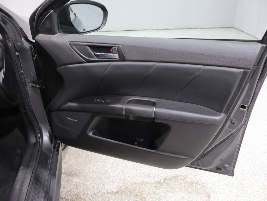 Used 2012 Suzuki Kizashi Sport GTS AWD/4WD image 22