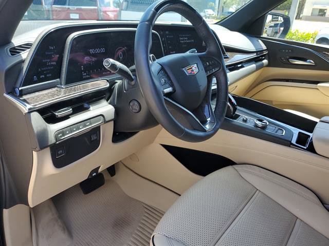 Certified 2023 Cadillac Escalade Premium Luxury w/ LPO, Radiant Package AWD/4WD image 55