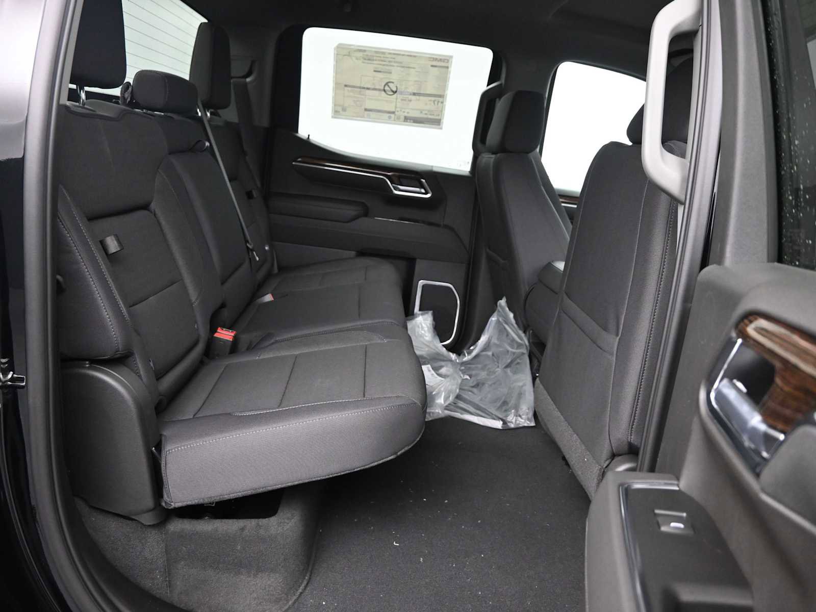 New 2026 GMC Sierra 1500 Elevation image 12