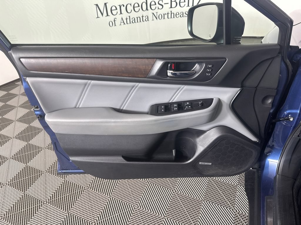 Used 2019 Subaru Outback 2.5i Limited AWD/4WD image 10