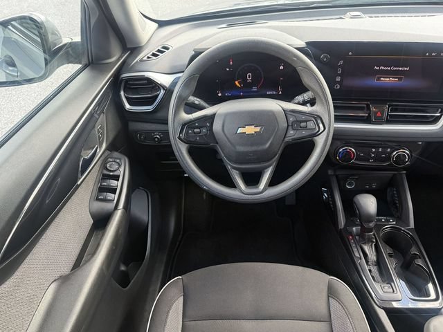 Used 2025 Chevrolet TrailBlazer LT w/ Driver Confidence Package FWD image 15