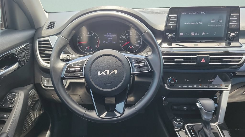 Used 2023 Kia Seltos S FWD image 12