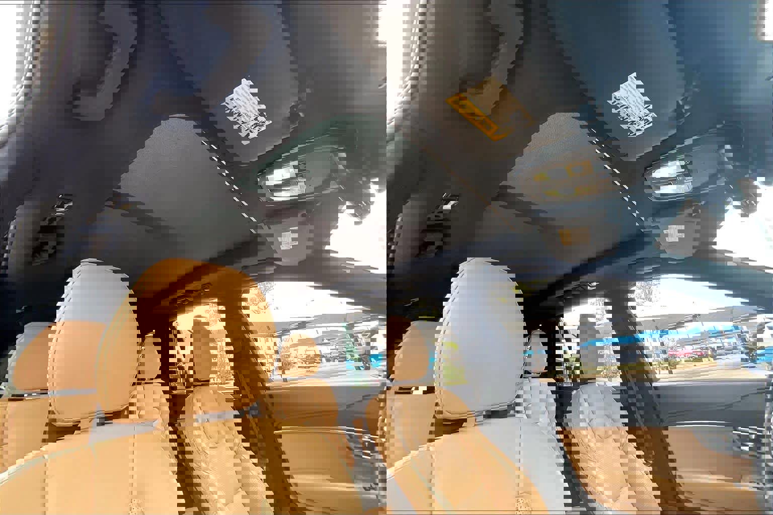 Used 2024 Volvo XC90 B6 Ultimate w/ Lounge Package image 14