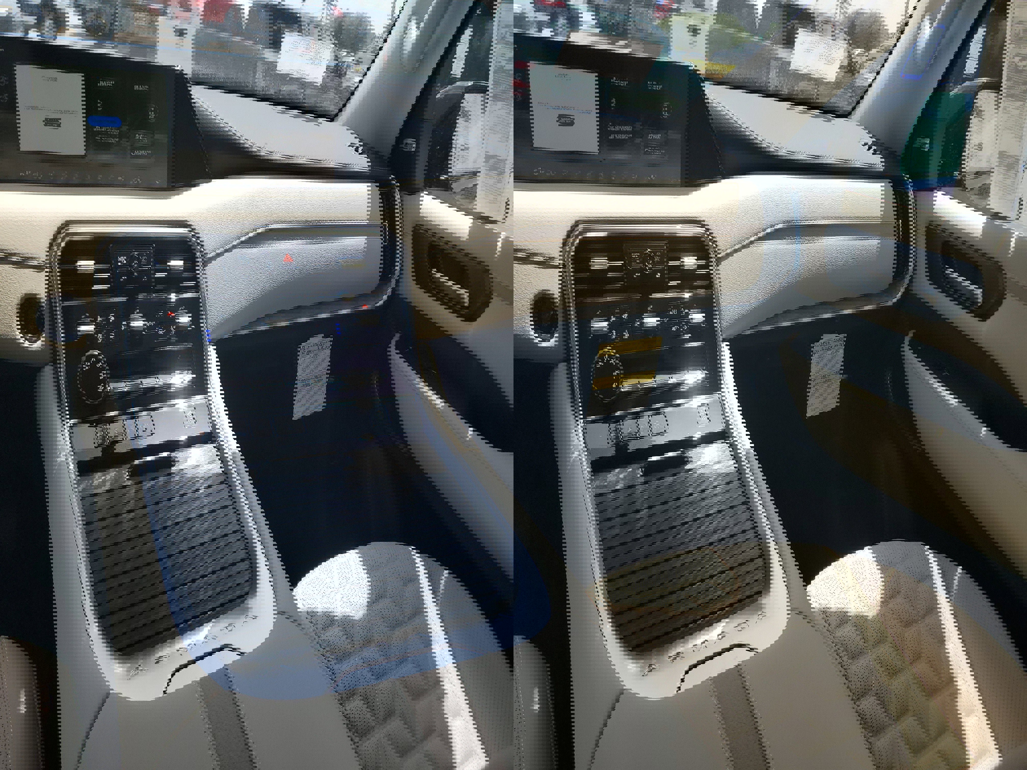 New 2025 Nissan Armada Platinum w/ Convenience Package image 14