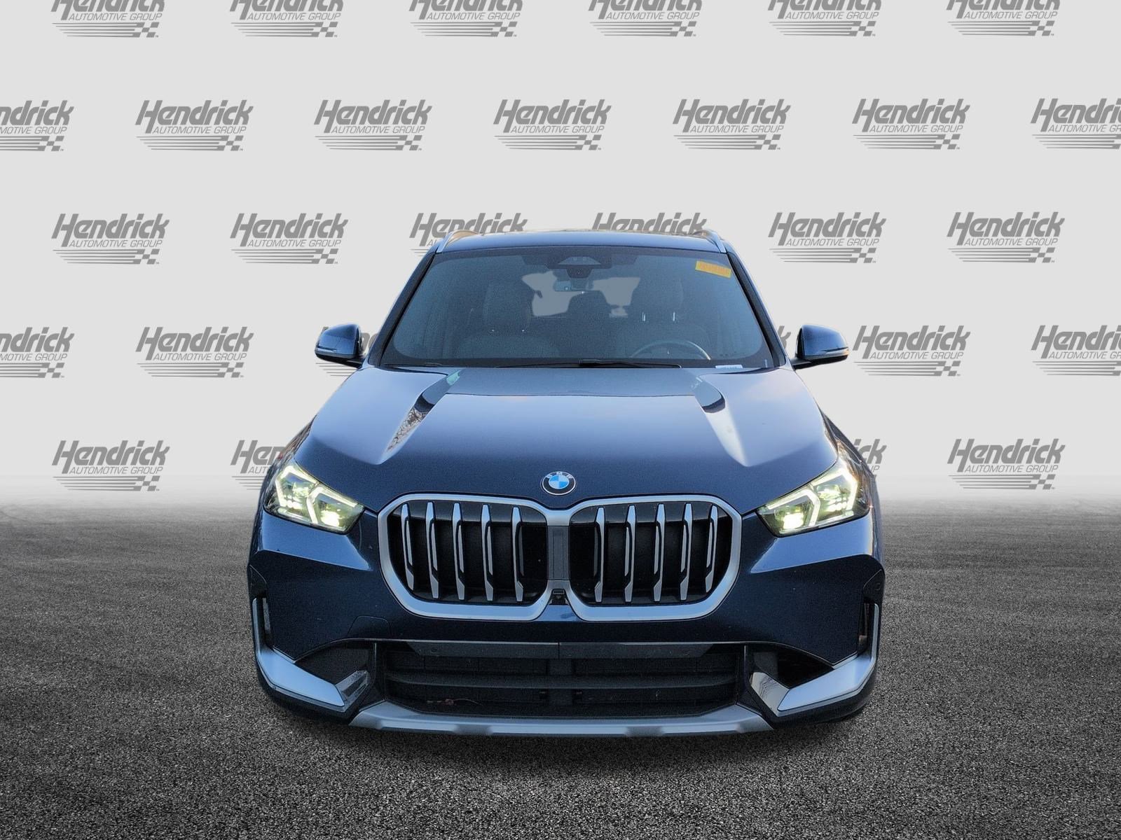 Used 2025 BMW X1 xDrive28i image 3