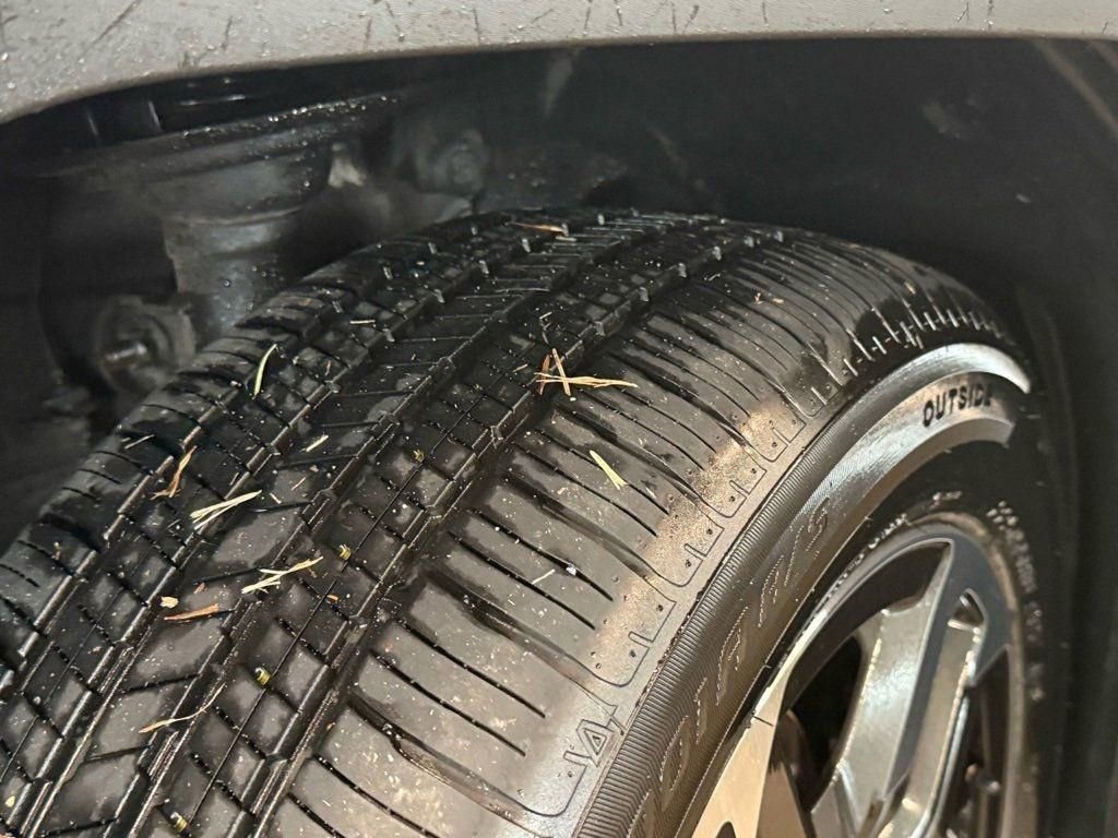 Used 2025 Subaru Forester Limited image 20