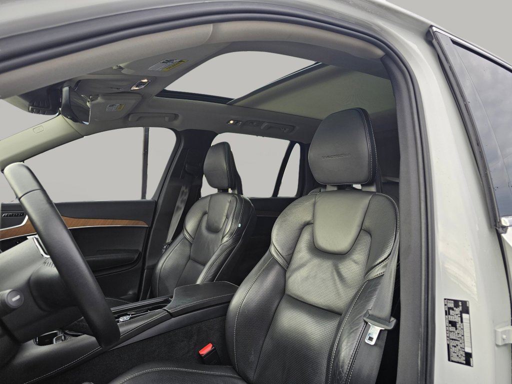 Used 2017 Volvo XC90 T6 Inscription w/ Vision Package image 22