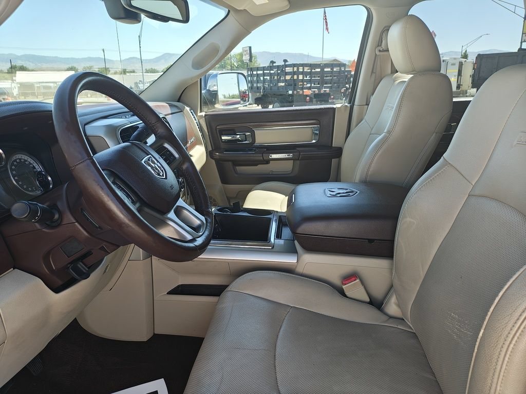 Used 2015 RAM 2500 Laramie w/ Convenience Group AWD/4WD image 4