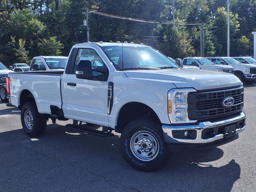 Used 2024 Ford F250 XL w/ XL Off-Road Package AWD/4WD image 2