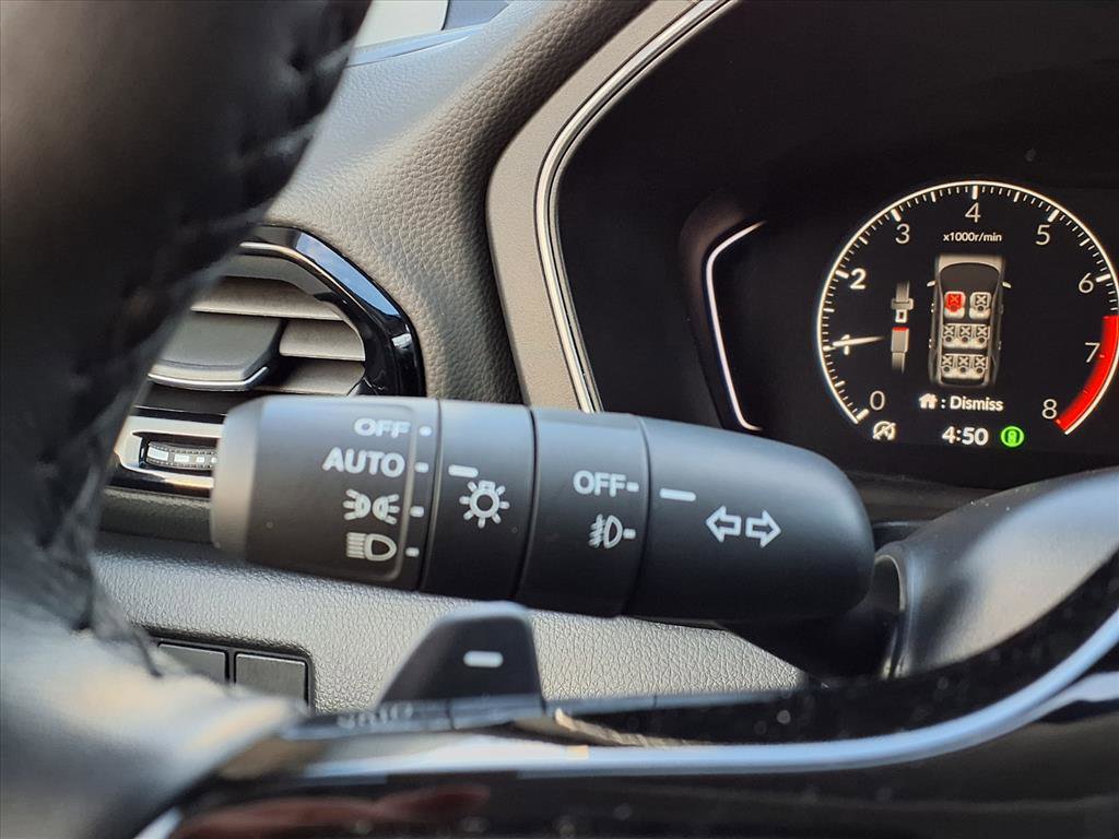 Certified 2025 Honda Pilot Touring image 30