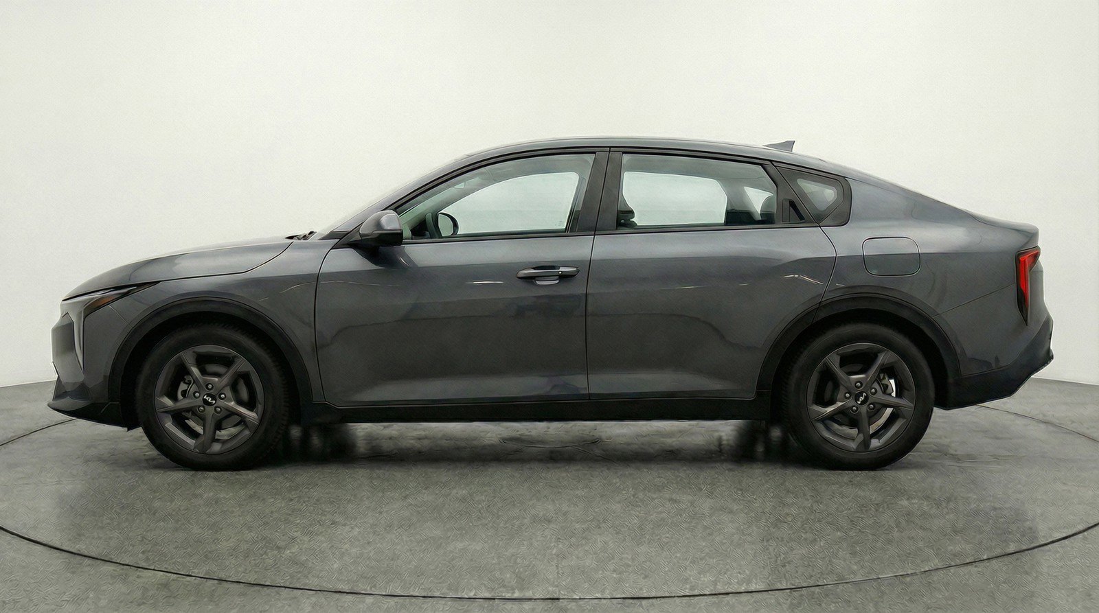 Used 2025 Kia K4 FWD image 5