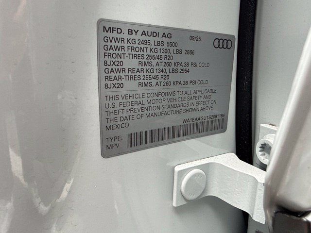 Used 2025 Audi Q5 Premium Plus AWD/4WD image 13
