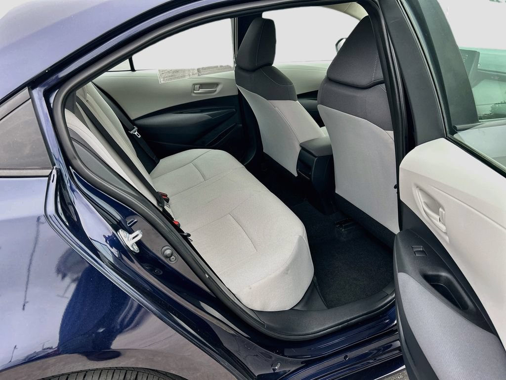 Used 2022 Toyota Corolla LE FWD image 24