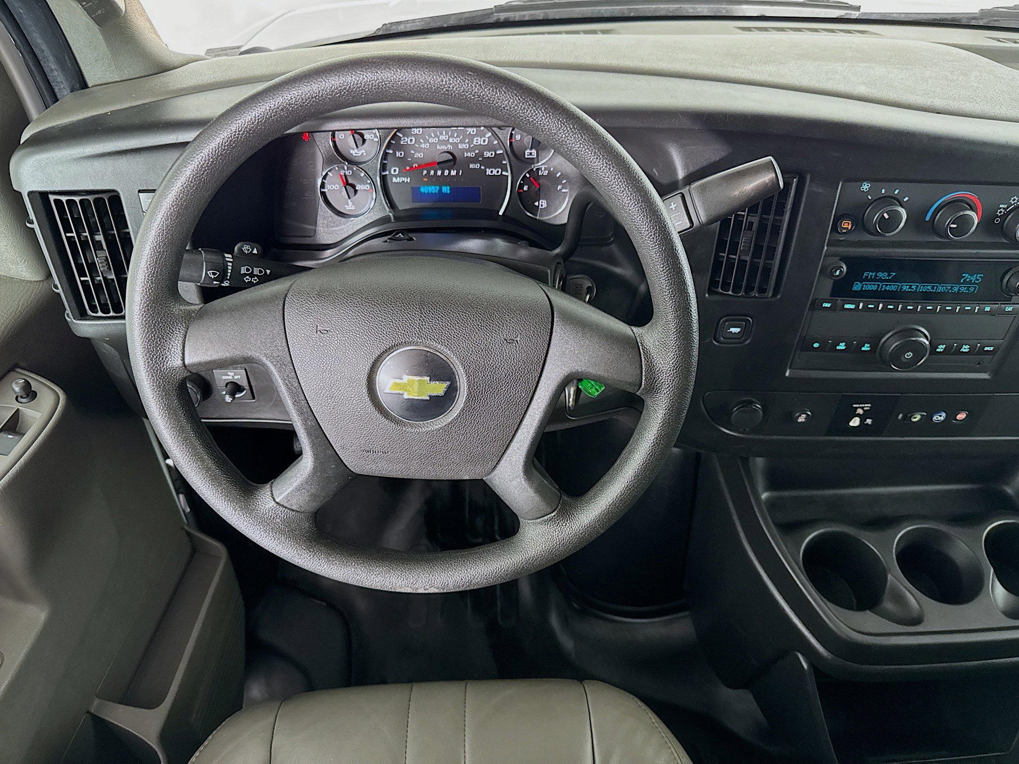 Used 2022 Chevrolet Express 2500 Work Van image 14