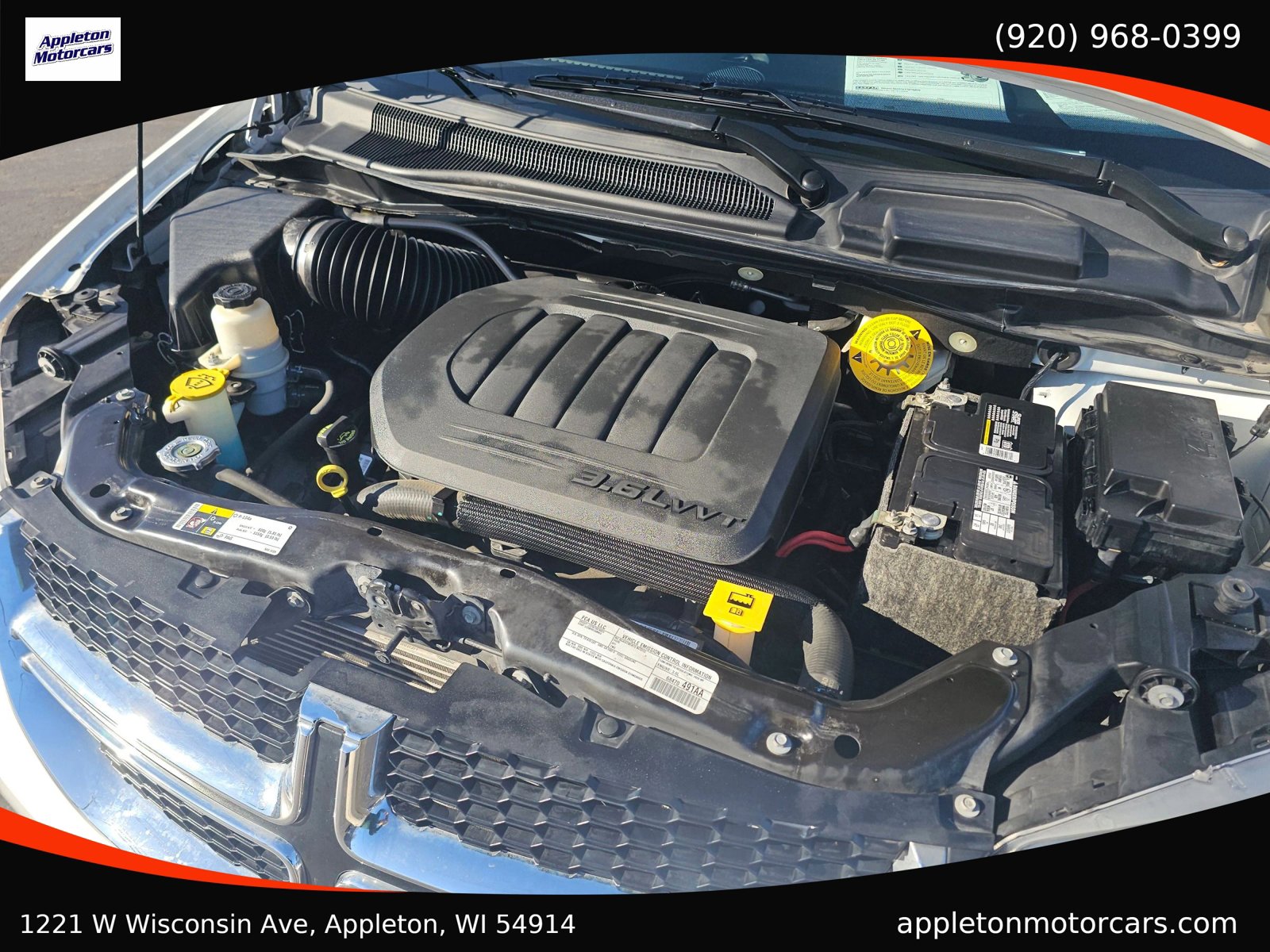 Used 2020 Dodge Grand Caravan SE image 3