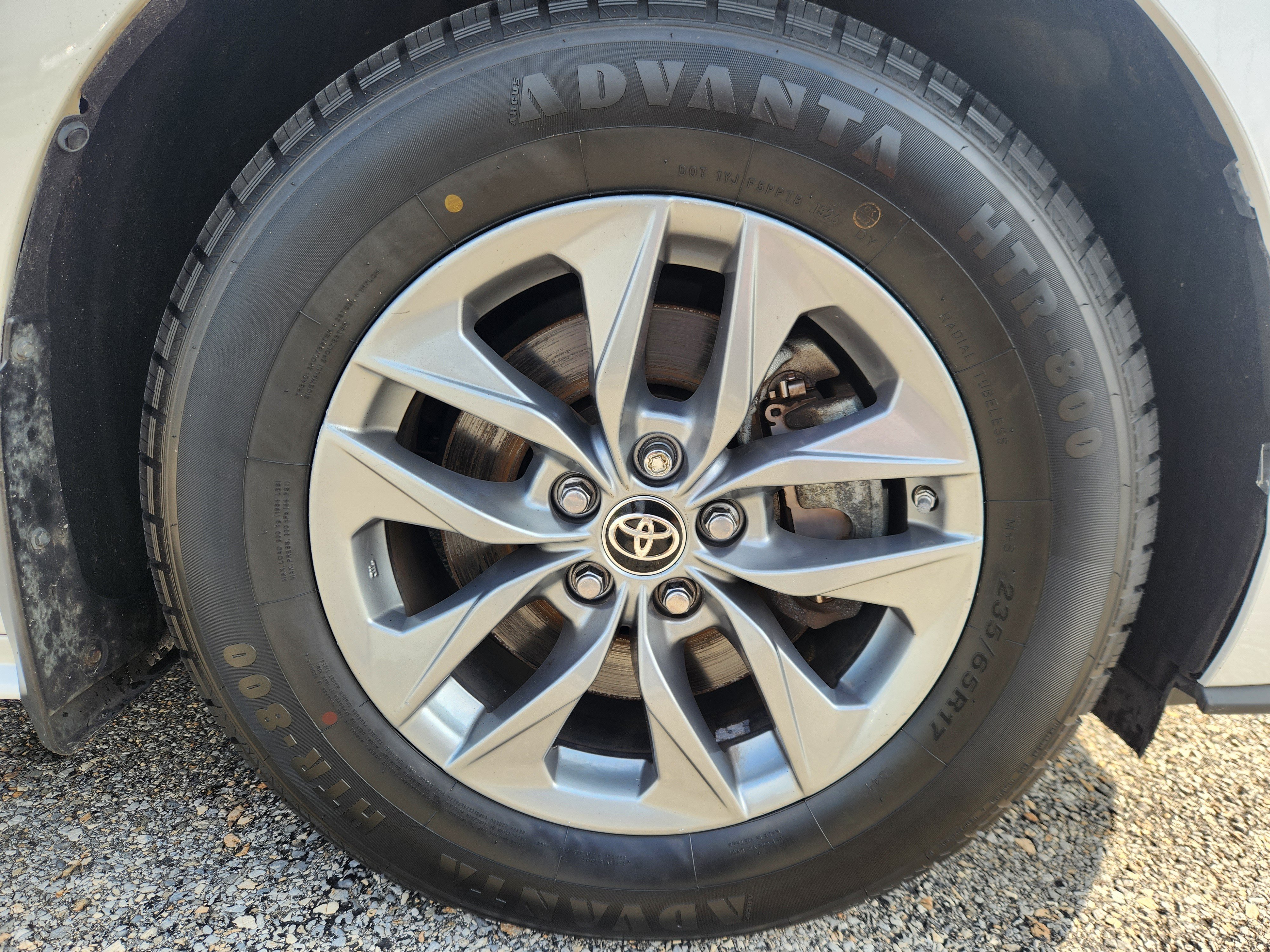 Used 2021 Toyota Sienna XLE w/ XLE Plus Package AWD/4WD image 22